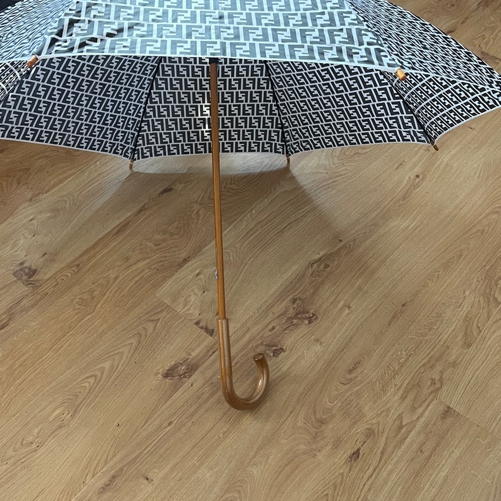 Fendi Zucca Vintage White and Black Nylon and Wood Copper Hardware Umbrella - Picture 6 of 10
